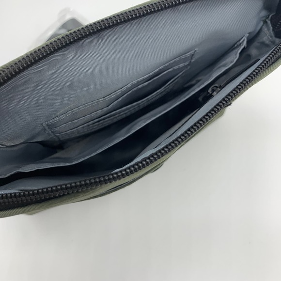 IHKWIP Triple Zip Crossbody w/ Removable Card Case Green Military Olive - Picture 6 of 11